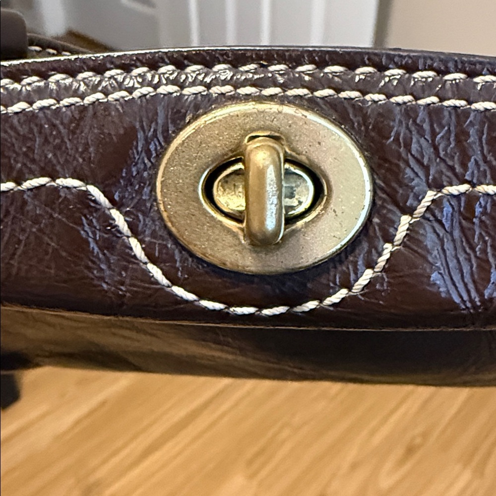 Coach Hampton Leather Capacity Wristlet - Picture 3 of 7